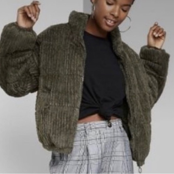 Wild Fable Green Faux Fur Full Zip Bomber Puffer Jacket Size L - Picture 2 of 11
